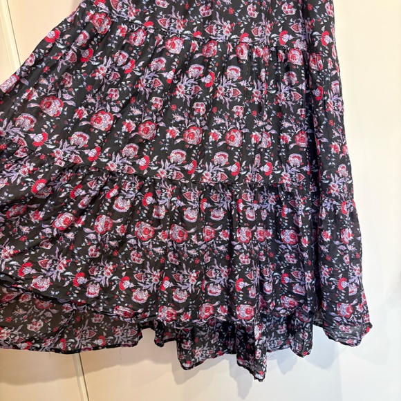 Xirena Hi/Lo Floral Skirt Large L excellent condition! - Picture 2 of 6